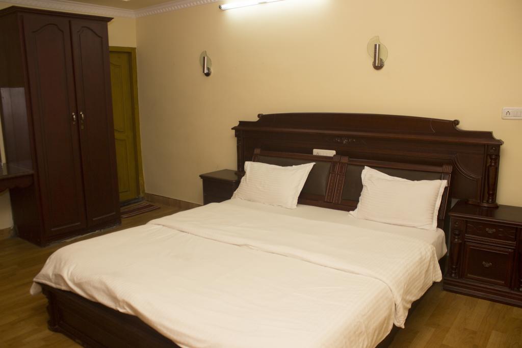 Orma Farm Resort Vagamon Exteriör bild